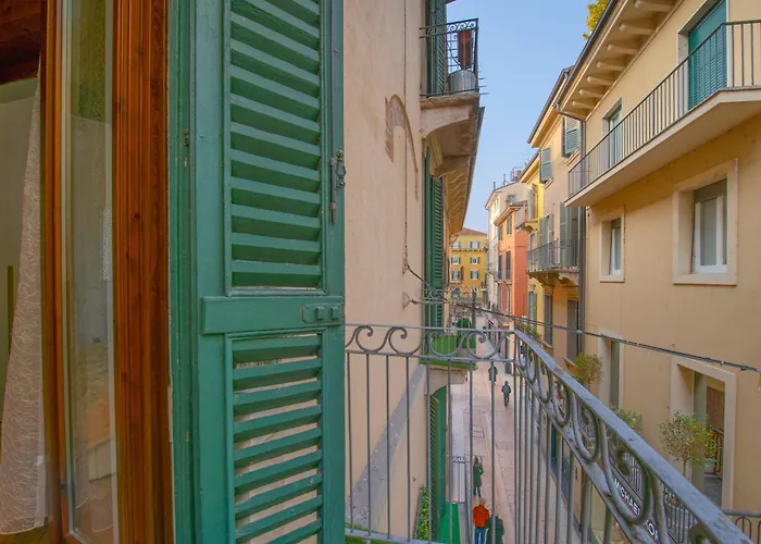 Mazzini Luxury Apartment