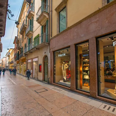 Mazzini Luxury * Verona