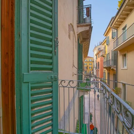 Mazzini Luxury Apartment